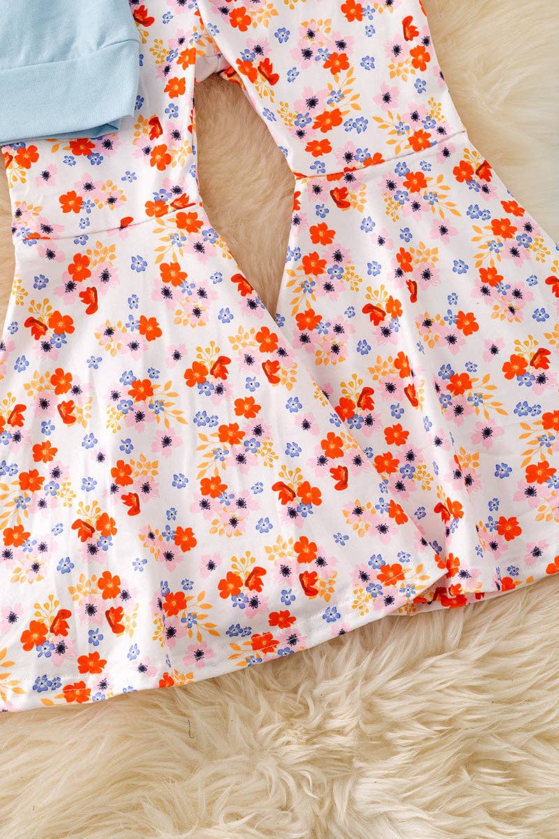 "BOO" Boo applique girls sweatshirt and floral flare bell bottoms. OFG51147 AMY (Copy)