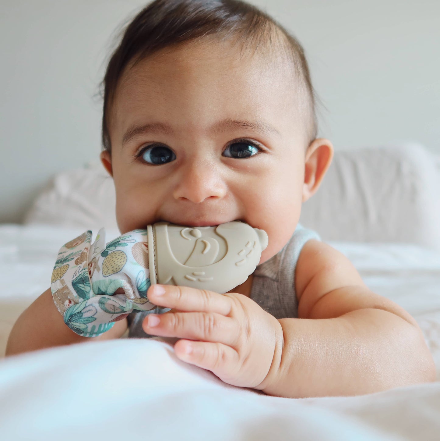 Silicone Teething Mitts